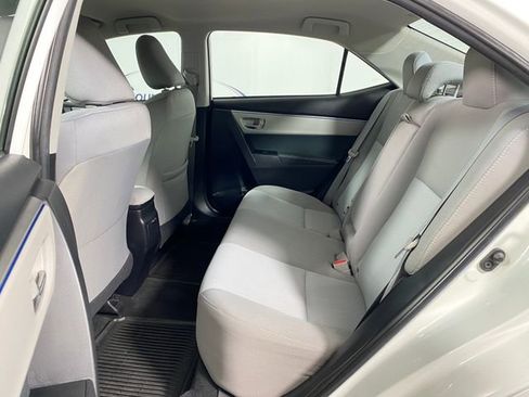 Used 2016 Toyota Corolla LE FWD image 27