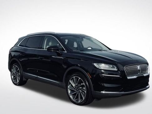 Used 2022 Lincoln Nautilus Reserve w/ Equipment Group 201A image 4