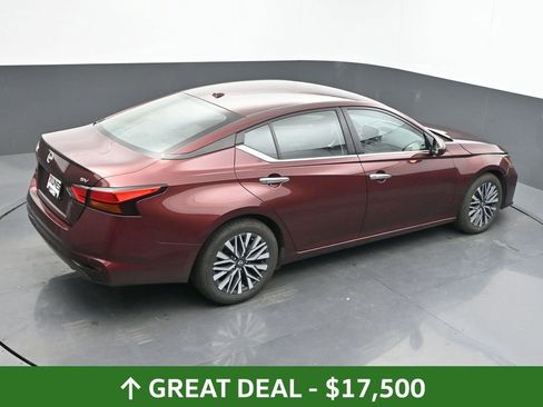 Used 2023 Nissan Altima 2.5 SV image 43