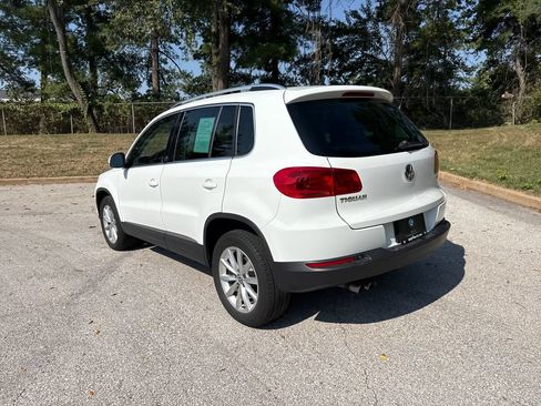 Used 2017 Volkswagen Tiguan Wolfsburg Edition FWD image 3
