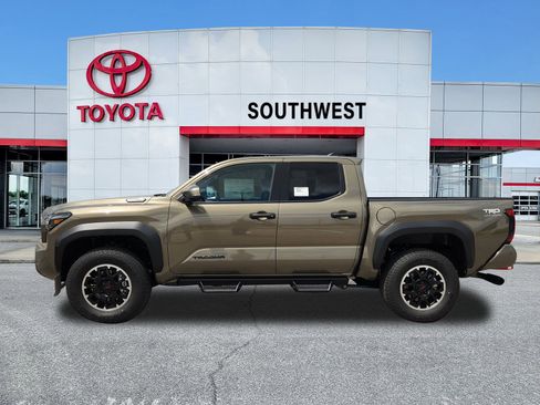 New 2026 Toyota Tacoma TRD Off-Road w/ TRD Off Road Premium Package AWD/4WD image 3