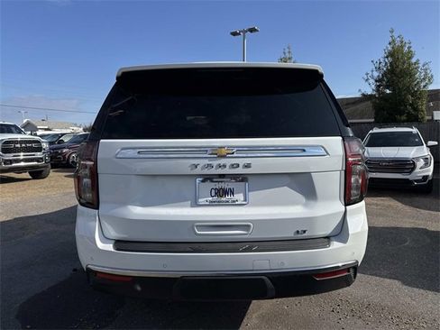 Used 2023 Chevrolet Tahoe LT w/ Luxury Package image 8