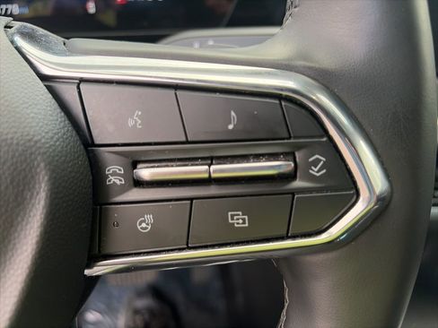 Used 2025 Chevrolet Equinox LT w/ Convenience Package II image 18