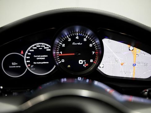 Used 2018 Porsche Panamera Turbo image 12