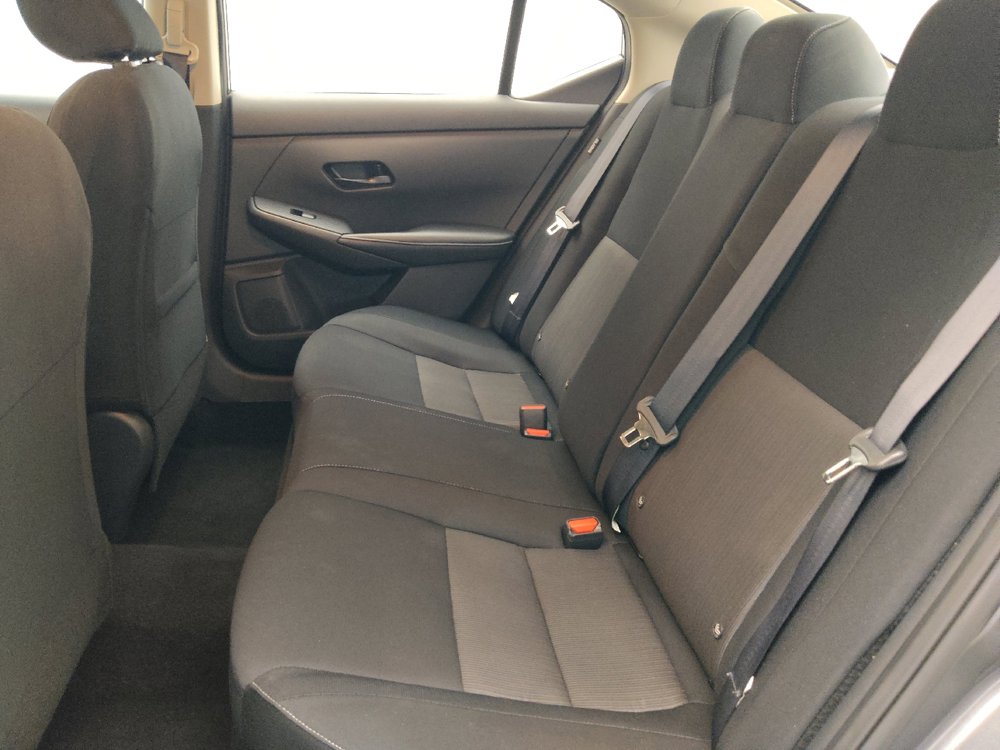 Used 2025 Nissan Sentra SV FWD image 18