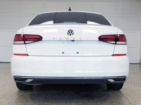Used 2020 Volkswagen Passat 2.0T SE FWD image 5