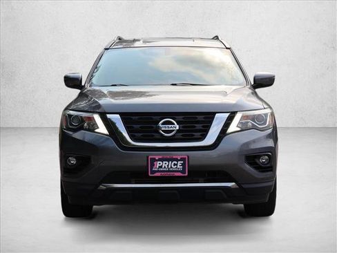 Used 2018 Nissan Pathfinder SV AWD/4WD image 2
