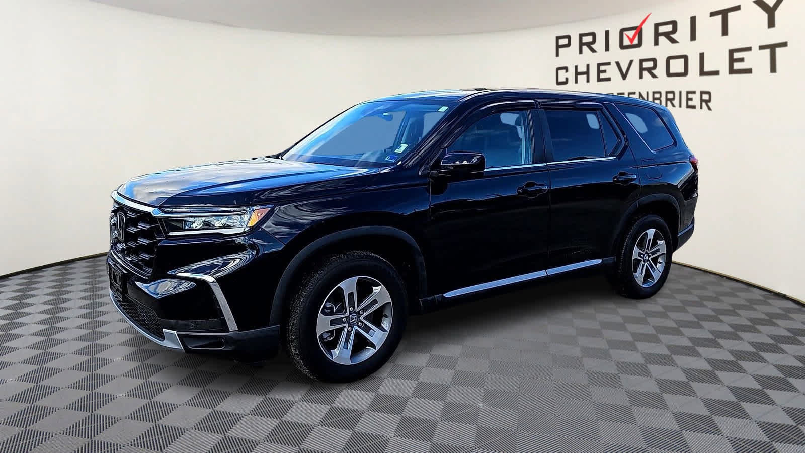 Used 2025 Honda Pilot EX-L image 4