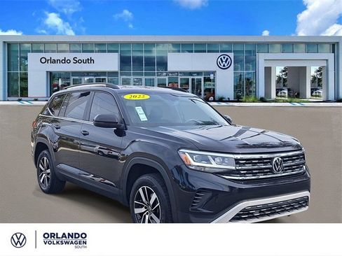 Used 2022 Volkswagen Atlas SE image 1