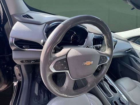 Used 2021 Chevrolet Traverse Premier image 19