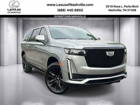 Used 2023 Cadillac Escalade ESV Sport Platinum image 1