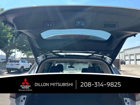 Used 2025 Nissan Rogue SV AWD/4WD image 11