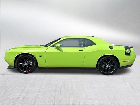 Used 2023 Dodge Challenger R/T RWD image 8
