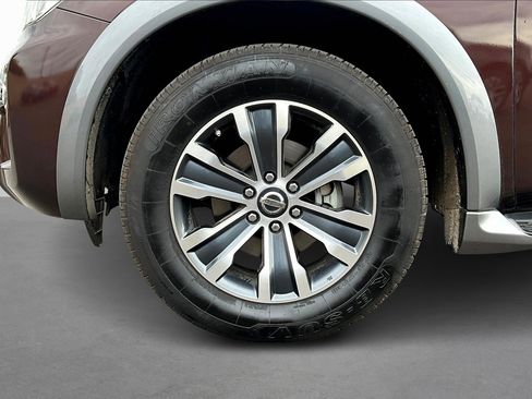 Used 2018 Nissan Armada SL image 8