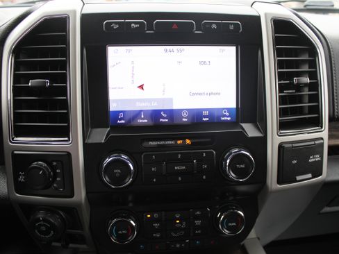 Used 2020 Ford F150 Lariat image 35