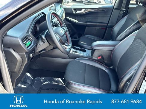 Used 2025 Ford Escape ST-Line FWD image 9