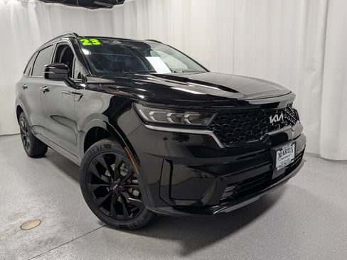 Used 2023 Kia Sorento SX AWD/4WD image 2