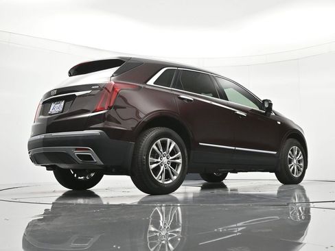 Used 2021 Cadillac XT5 Premium Luxury FWD image 42