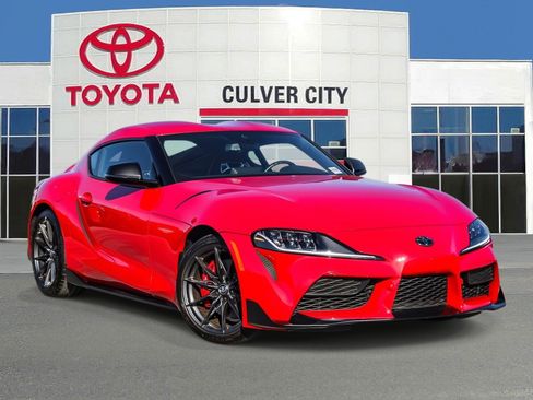 Used 2024 Toyota Supra 3.0 image 1