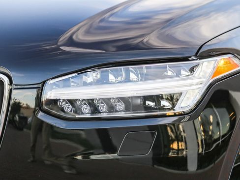 Used 2023 Volvo XC90 T8 Ultimate image 5