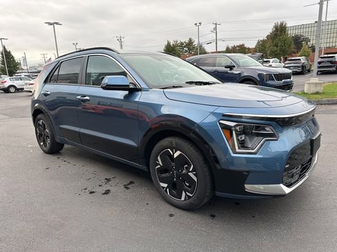New 2025 Kia Niro Wave w/ Wave Preserve Package image 4
