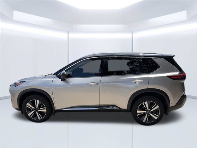 Used 2022 Nissan Rogue Platinum w/ Head-Up Display Package AWD/4WD image 10