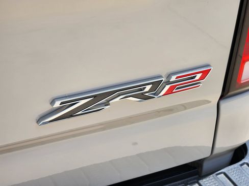 New 2026 Chevrolet Silverado 2500 ZR2 AWD/4WD image 12