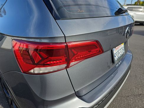 Used 2022 Volkswagen Taos S image 33