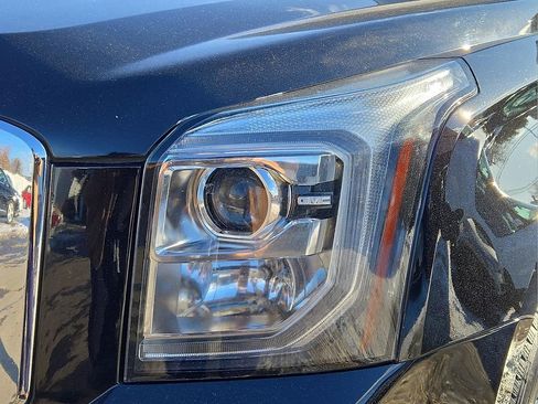 Used 2020 GMC Yukon SLT w/ Open Road Package image 9