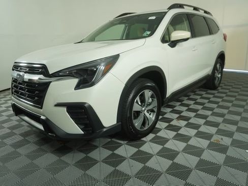 Certified 2025 Subaru Ascent Premium AWD/4WD image 3