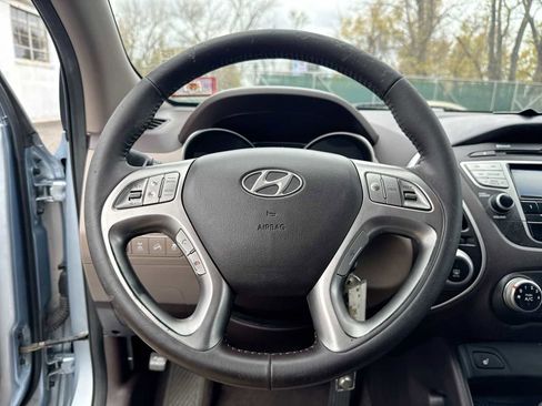 Used 2011 Hyundai Tucson GLS image 23