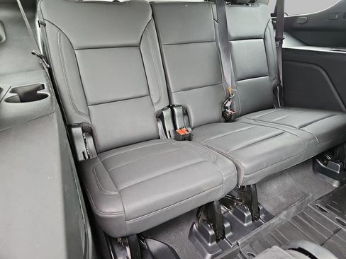 Used 2023 Chevrolet Tahoe Z71 w/ Luxury Package image 15