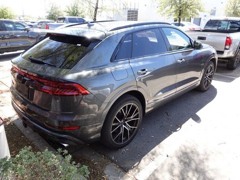 Used 2021 Audi SQ8 Prestige w/ Prestige Package AWD/4WD image 3