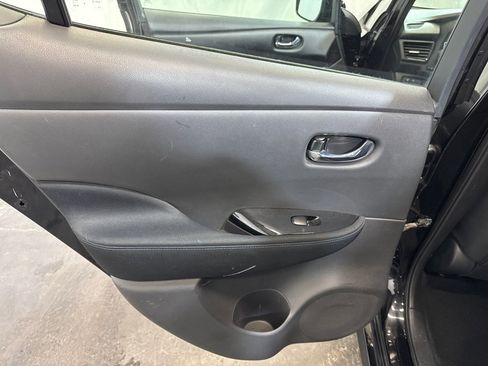 Used 2019 Nissan Leaf SV w/ SV All Weather Package image 16