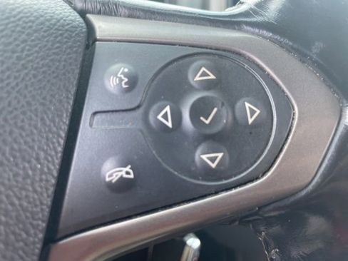 Used 2016 Chevrolet Colorado Z71 AWD/4WD image 16