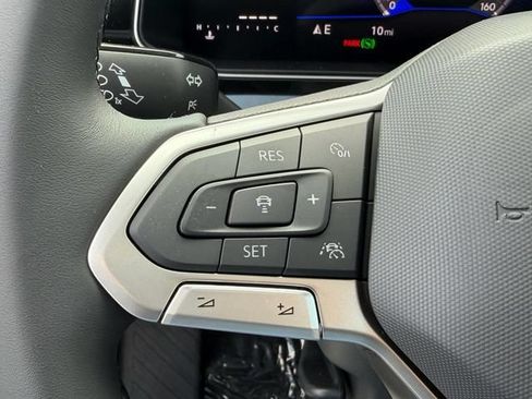 New 2026 Volkswagen Jetta SE FWD image 24