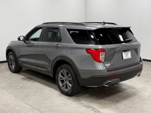 Certified 2024 Ford Explorer XLT w/ Equipment Group 202A AWD/4WD image 9
