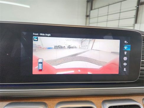 Used 2020 Mercedes-Benz GLE 350 4MATIC image 29