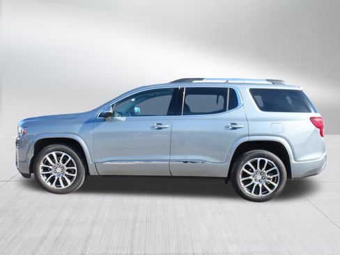 Used 2023 GMC Acadia Denali image 4