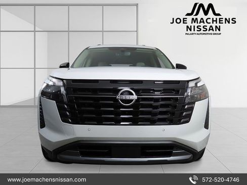 New 2026 Nissan Pathfinder SL AWD/4WD image 9
