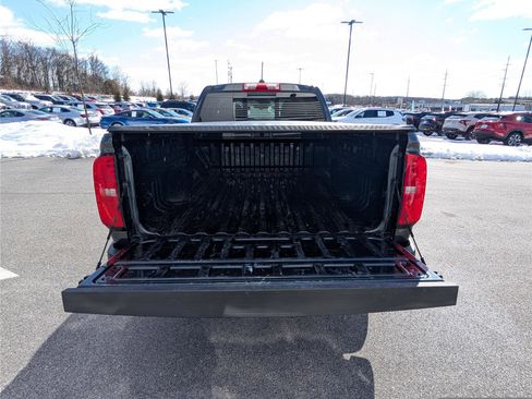 Used 2018 Chevrolet Colorado LT w/ LT Convenience Package image 9