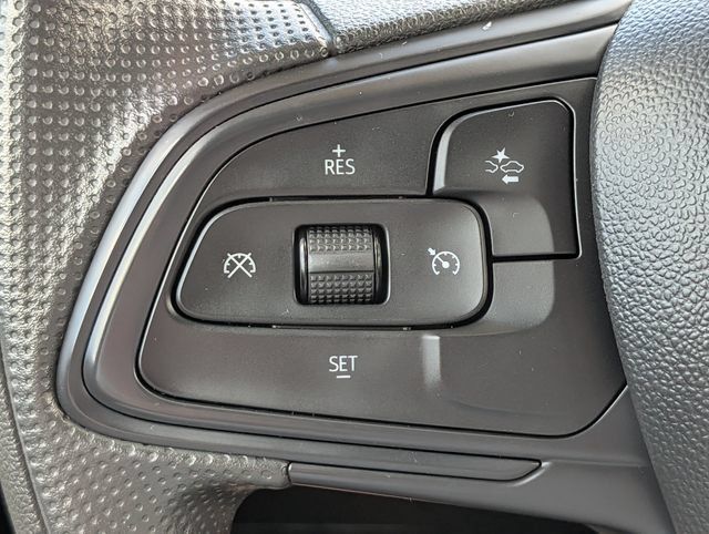 Used 2025 Buick Envista Preferred FWD image 23