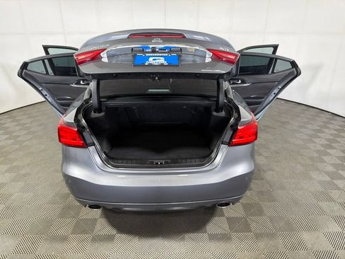 Used 2016 Nissan Maxima SR FWD image 21