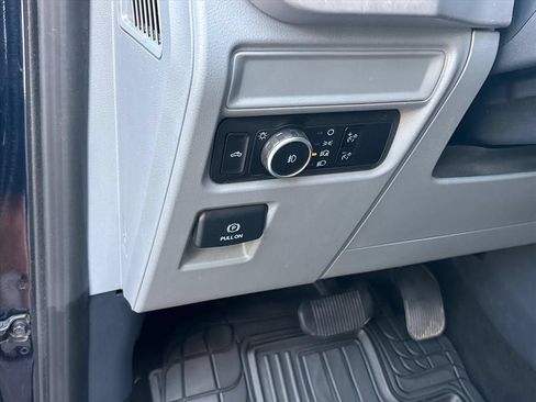 Used 2023 Ford F150 XLT AWD/4WD image 7