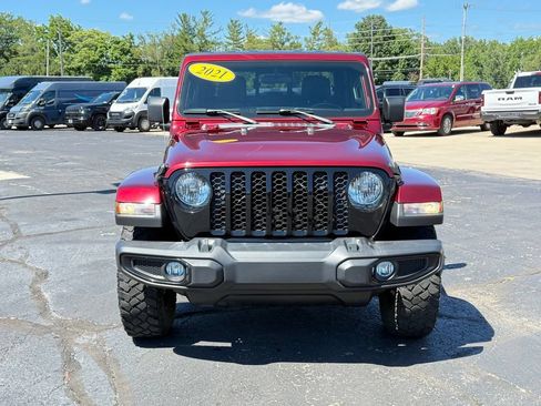 Used 2021 Jeep Gladiator Sport AWD/4WD image 2