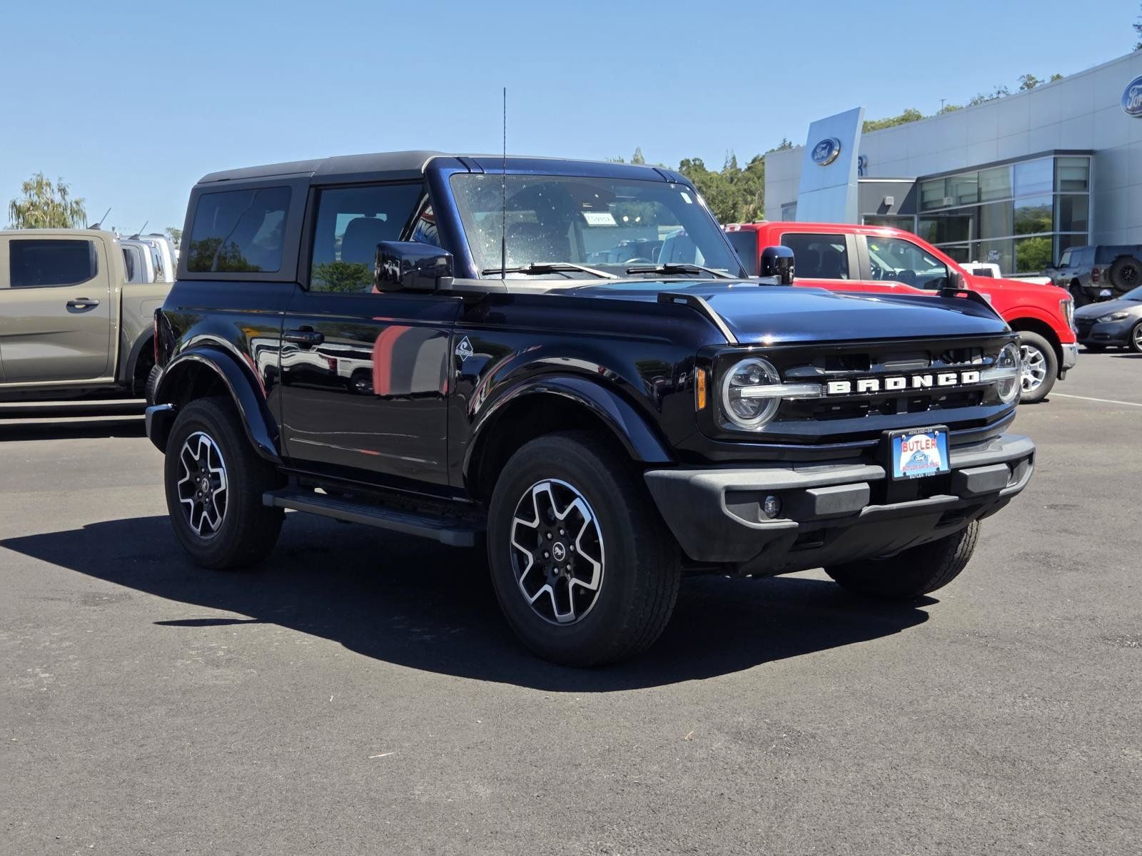 Used 2021 Ford Bronco Outer Banks AWD/4WD image 3