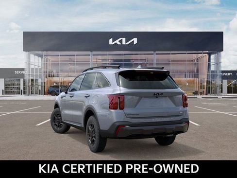 Certified 2025 Kia Sorento SX Prestige AWD/4WD image 4
