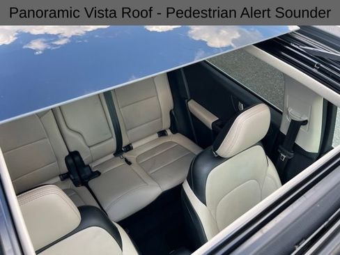 Used 2020 Ford Escape Titanium image 15