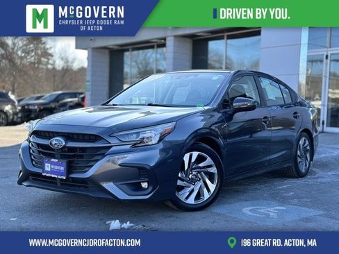 Used 2023 Subaru Legacy Limited image 1
