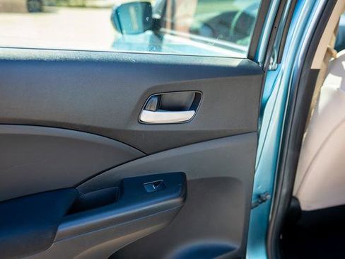 Used 2015 Honda CR-V LX image 27